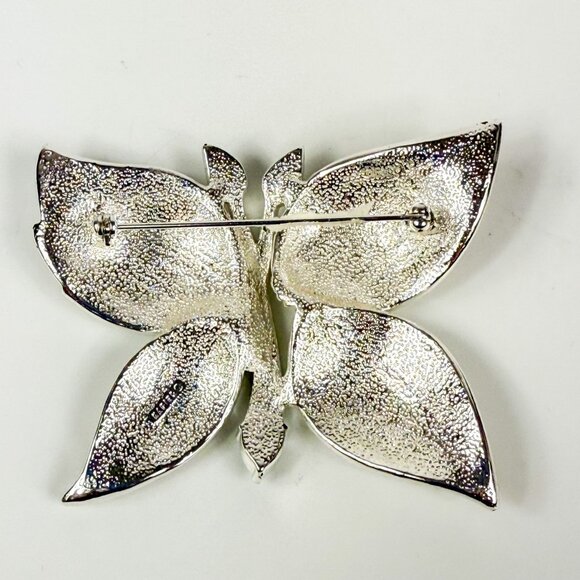 Napier Silver-plated Emerald Green Rhinestone Leaves Butterfly Brooch - Picture 4 of 5